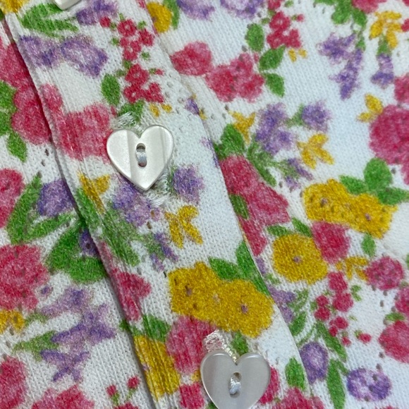 🎀 Floral Heart Button LS Hanley Top Large, Pink Yellow - Picture 8 of 12